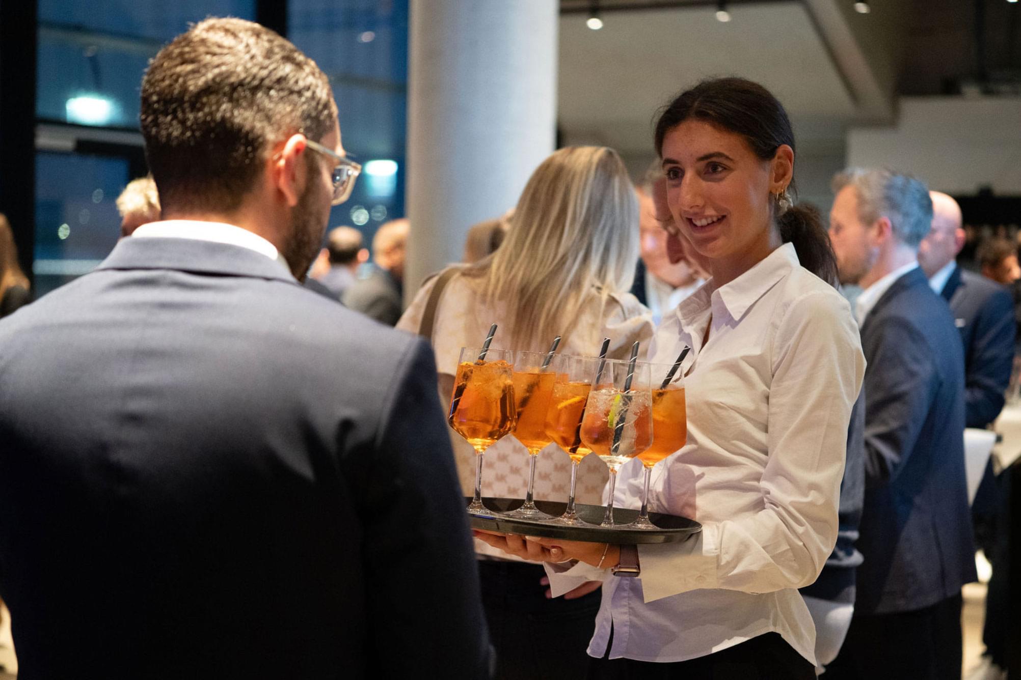 Wine & Business 2026 guests networking over drinks